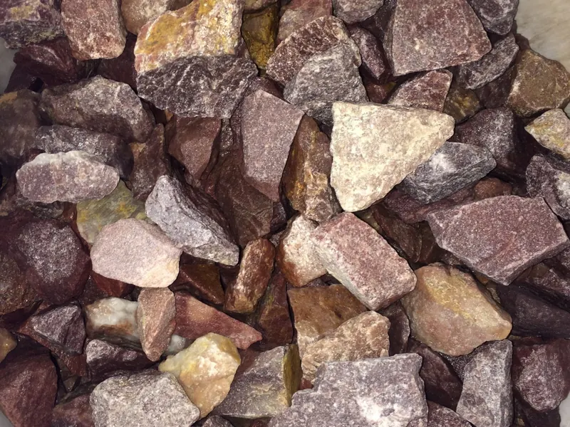 Close-up of Purple Passion decorative stone from the Krooswyk yard